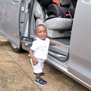 Meet your Posher, Njei godwith us